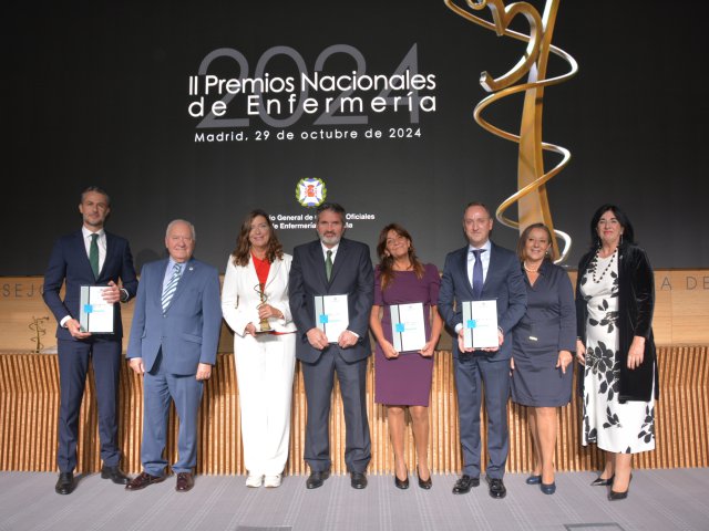 04José Mª Villa, Florentino Pérez, Patricia Gómez, Alfonso J. Cruz, Mª del Cristo González, José Luis Pérez, M Dolores Coheña y Raquel Rodríguez